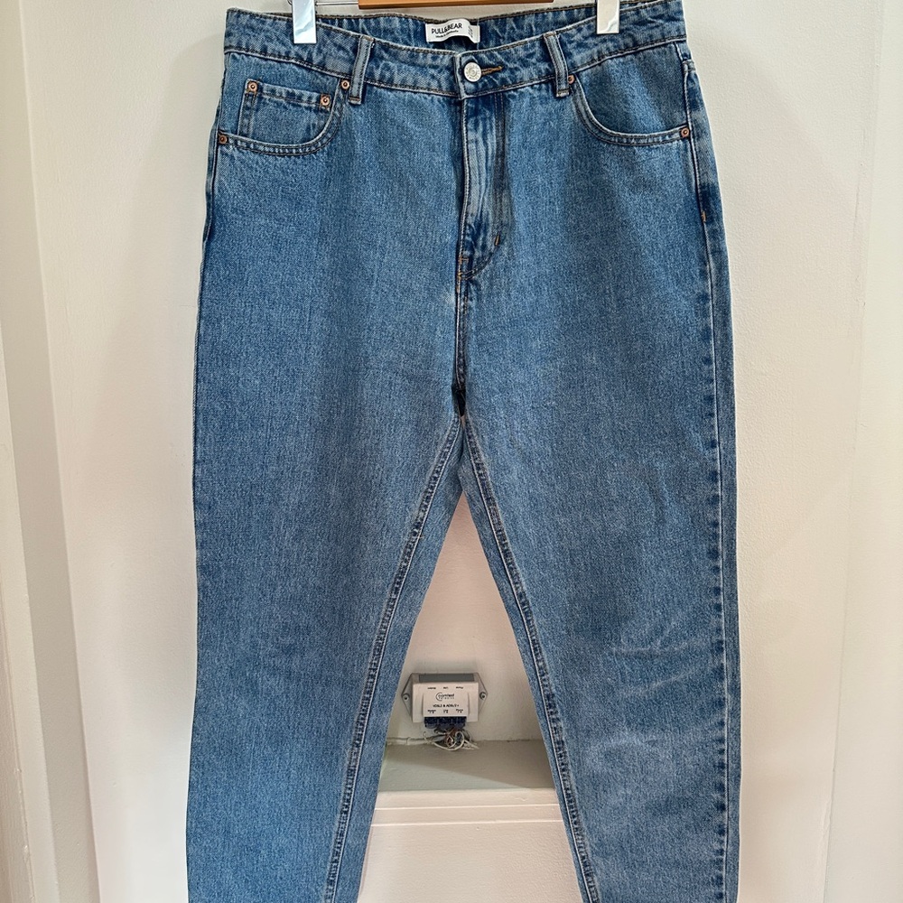 3/50$Pull&Bear Light Blue Straight Jeans